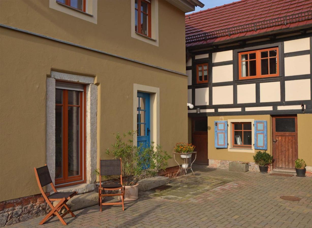 Dreiseitenhof Radebeul Exterior foto